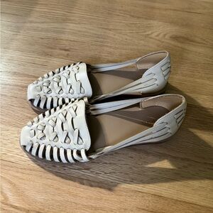 Nisolo Leather Huaraches in Bone